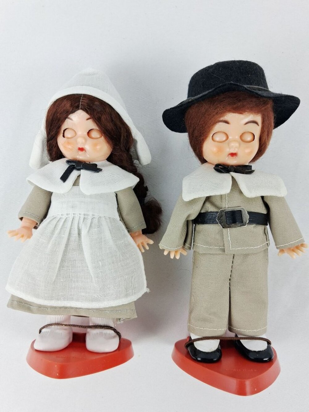 Carlson Dolls Pilgrim Boy & Girl On Heart Bases Vintage Made In USA - Picture 7 of 16